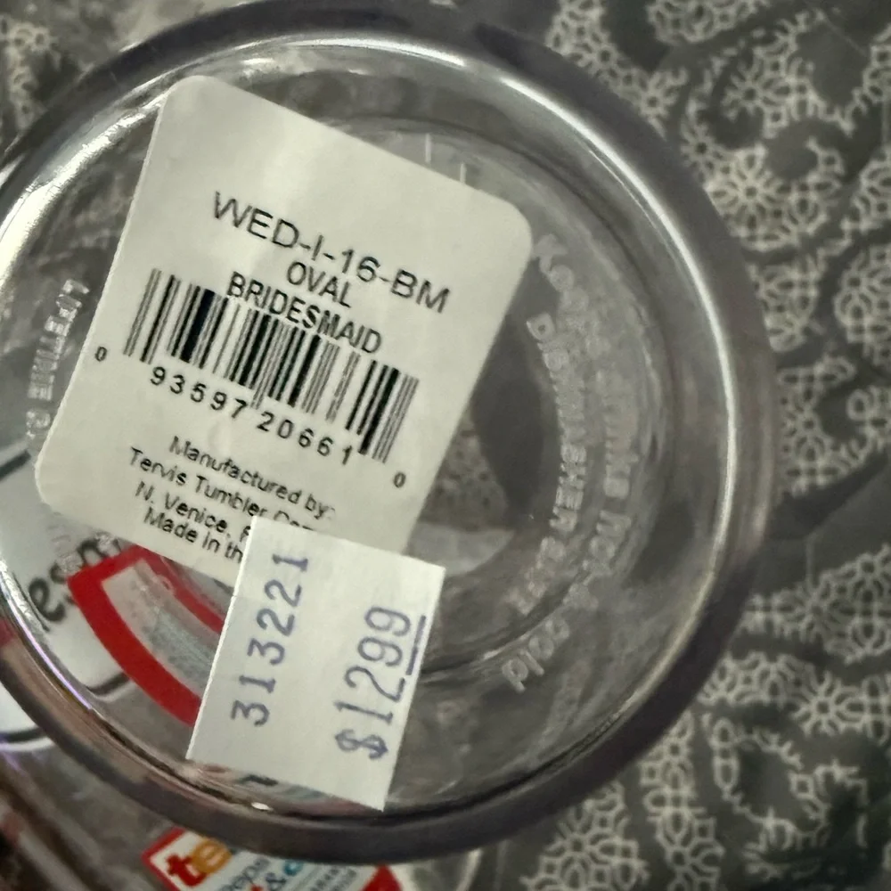 Tervis NWT Tumbler/Bride & Groom, Bridesmaid Clear Tumblers Set (2 Lids) 16 oz